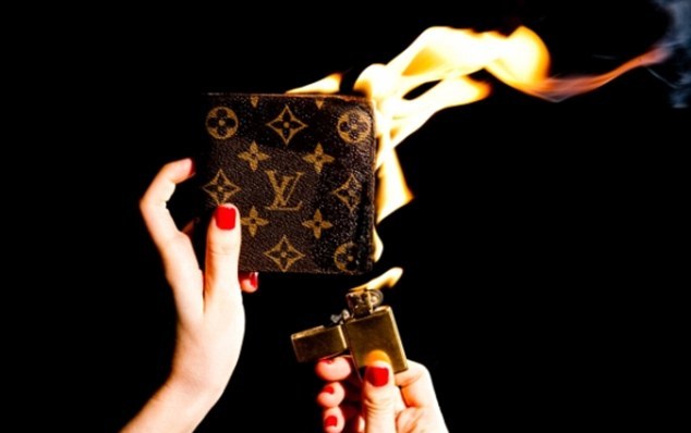 tyler-shields-burning-louis-vuitton