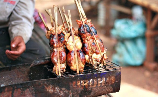 CambodiaGuru-stuffed-grilled-frog