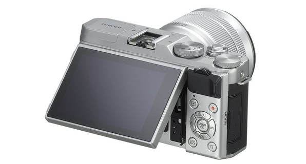 Fujifilm-X-A3-b